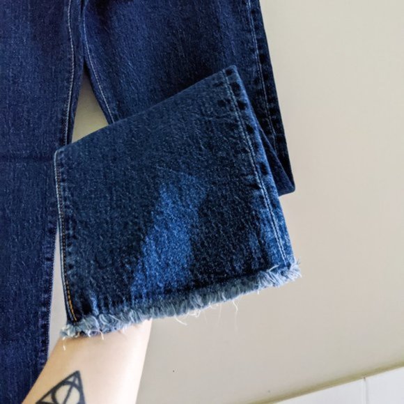 NWT Levi's Wedgie Straight Raw Hem Jeans Size 27 - Picture 4 of 8